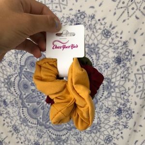 pack of three scrunchies